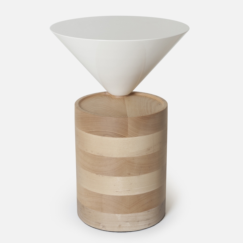 Laurel Side Table door Luca Nichetto - Suite Wood