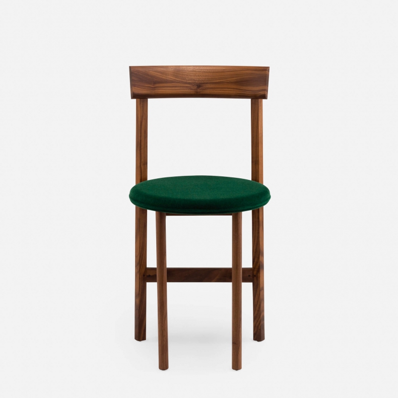 Petit 4 Chair door Neri & Hu - Suite Wood
