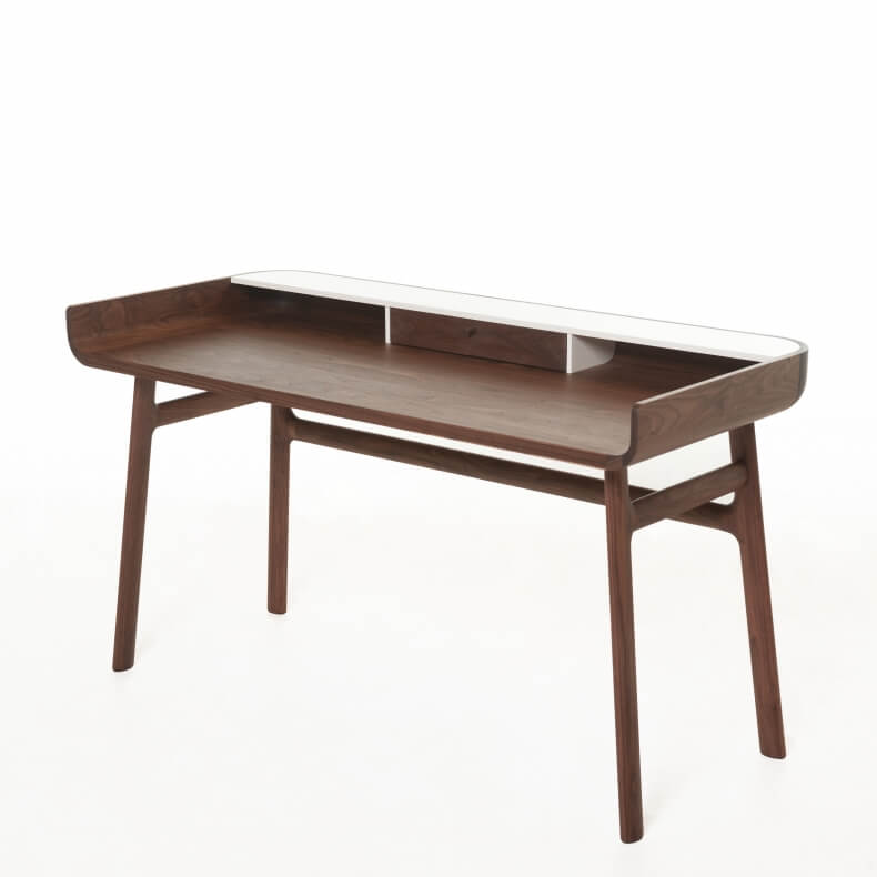 Harold Desk door Luca Nichetto - Suite Wood